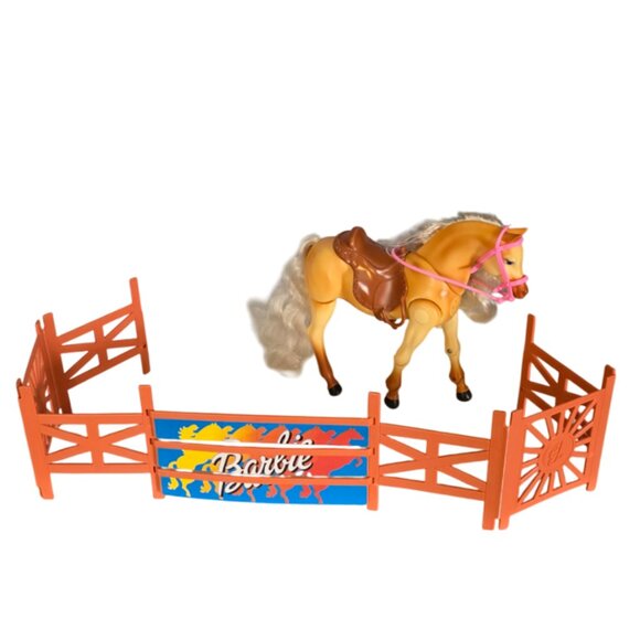 Barbie Other - Barbie Horse and Corral